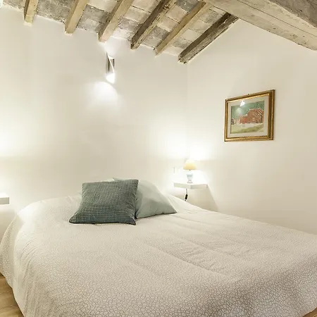 Contemporary Conce 2 Bedrooms Flat Apartment Florence