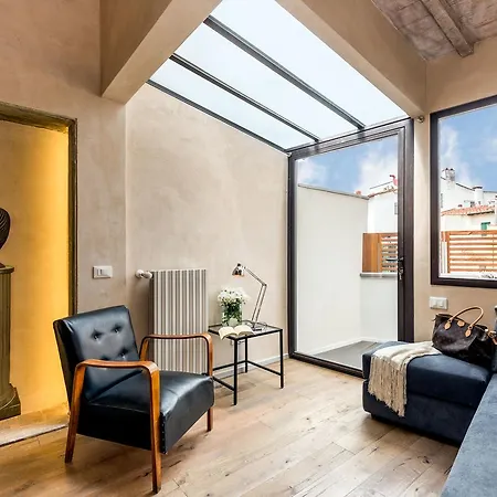 Apartment Concierge-at The Cathedral Florence
