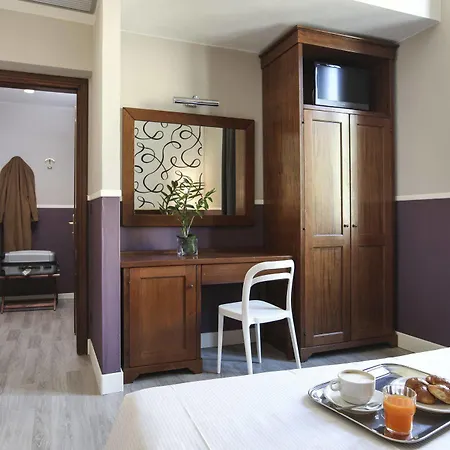 Golf Hotell 3*
