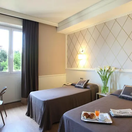 Golf Hotell 3*