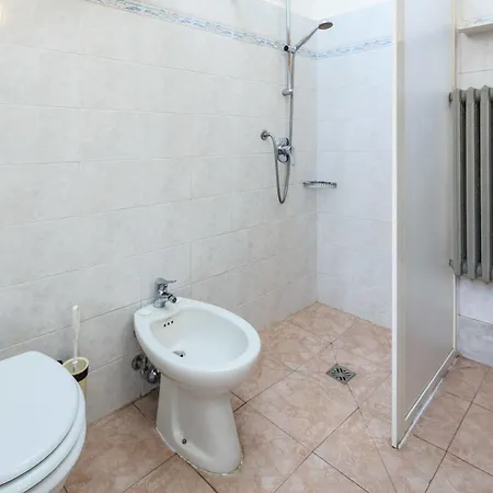 Hotel Arno Bellariva 2*