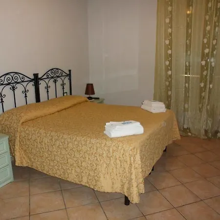 بيت ضيافة La Cittadella 2*