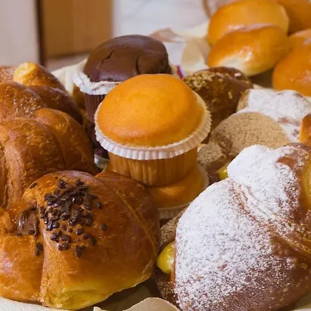 بيت ضيافة La Cittadella 2*
