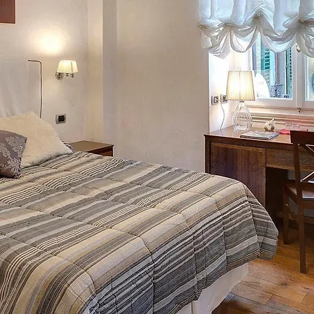 Il Salotto Di 3* Florence