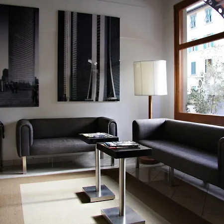 Alex 3* Florence
