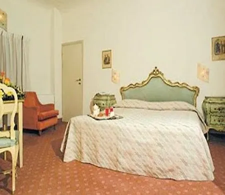 Claridge 3* Florenz