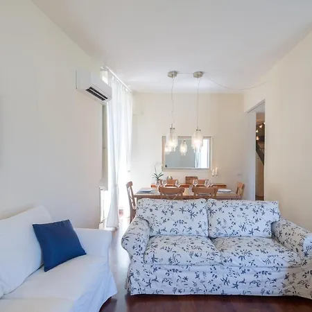 - Novella Balcony