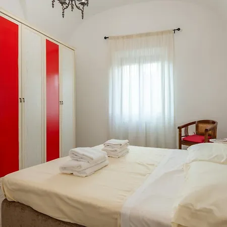 Appartamento Santo Spirito 2 Bedrooms Firenze