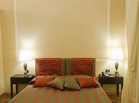 Bed & Breakfast Palazzo Lombardo Florens