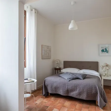 Giorni Dipinti Bed & Breakfast *