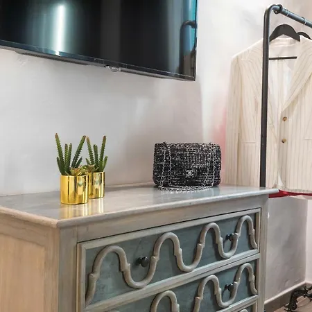Globus Urban 4*