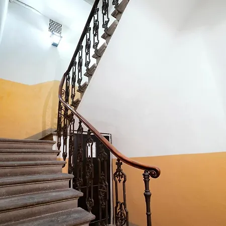 בית הארחה Artemide פירנצה