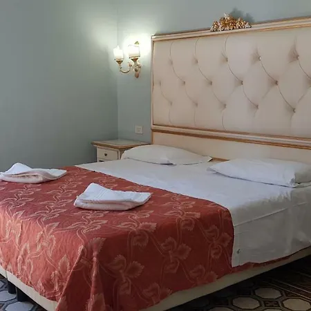 Desirèe 3* Firenze