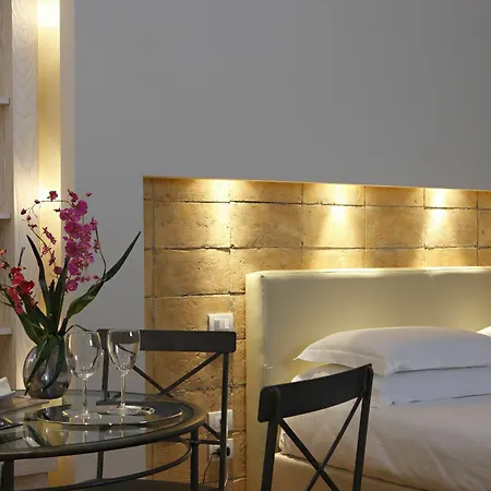 Relais Piazza Signoria מלון דירות 3*