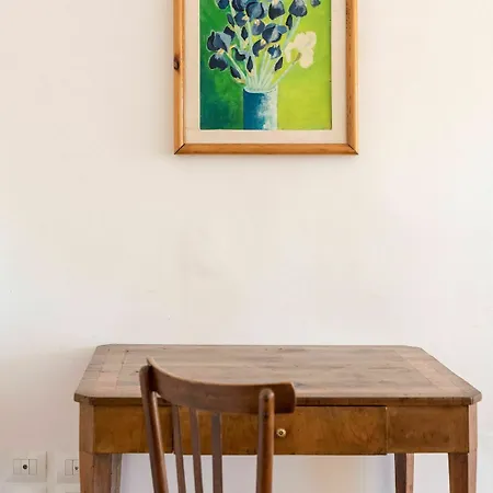 Pitti Cozy With Terrace Apartment *