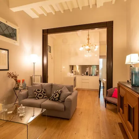 Santa Croce Luxury 2 Bedroom * פירנצה