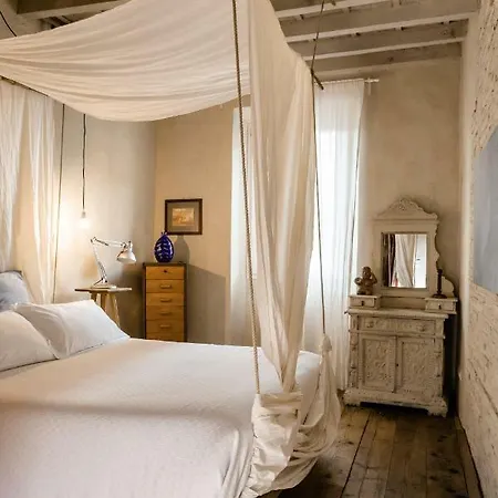 La Maison At The Old Bridge * Florence