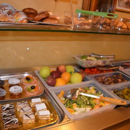 Otel Mia Cara & 3*