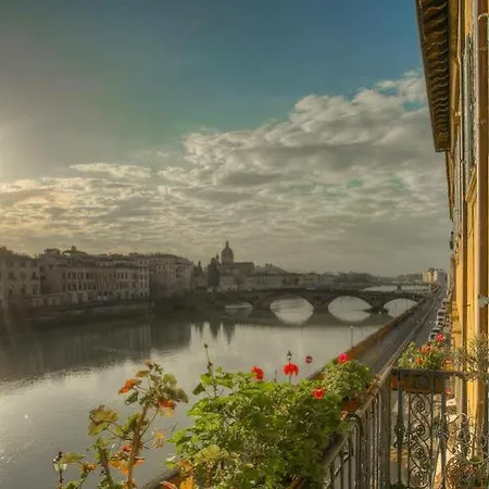 Hotel Bretagna Heritage - Alfieri Collezione 4*