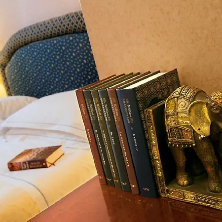 Rivoli Boutique 4*