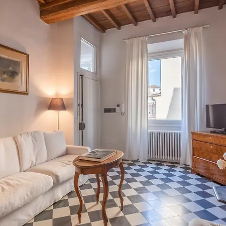Magnoli Apartmán *