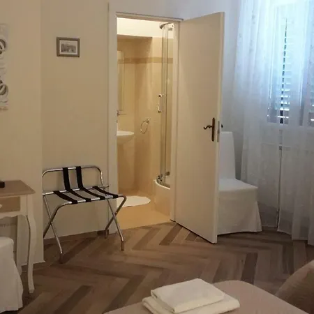 Il Tabernacolo Bed and Breakfast 3*