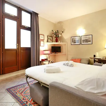 Ghibellina In The Heart Of The