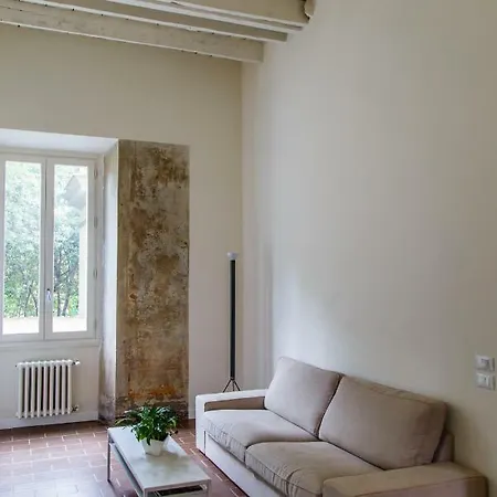 Ee Luxury Florence