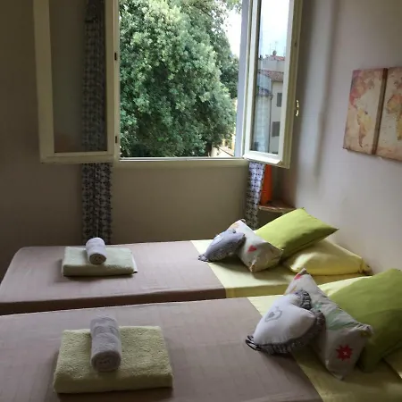 Studio In The Heart Of פירנצה