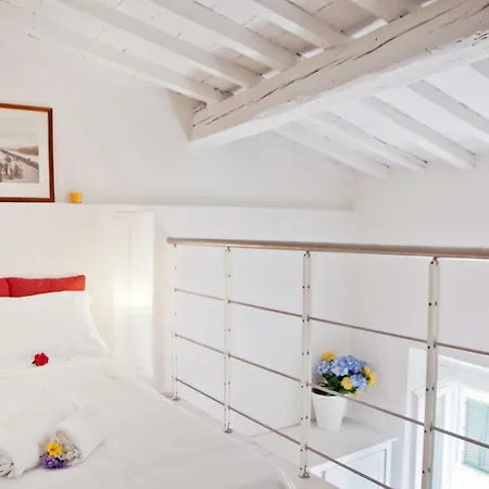 Apartment Stylish Florenz