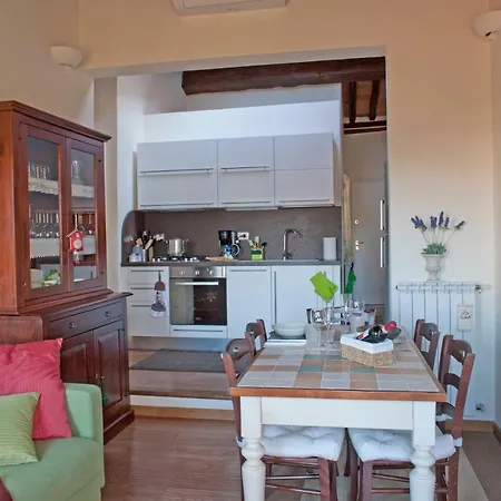 Casa Colonna Apartment *