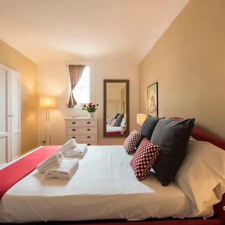 Apartment 14 Via Nuova De' Caccini Florenz