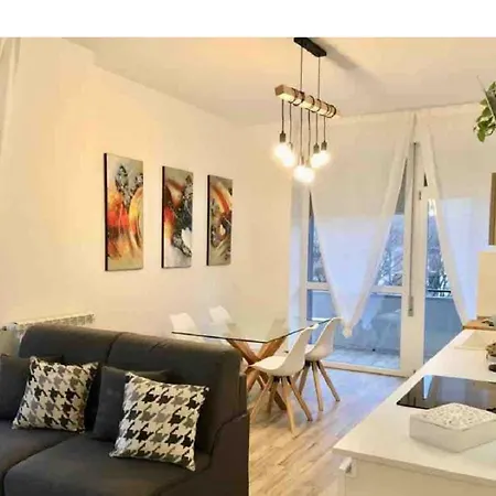 Lumina & Free Parking Apartman Firenze