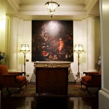 Albani Hotel 4*