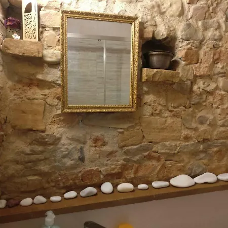 San Lorenzo Church Apartment *