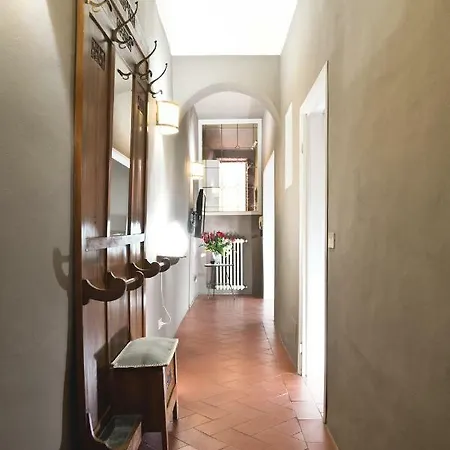 Apartment Number11 Florence
