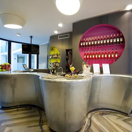Mercure Centro 4*