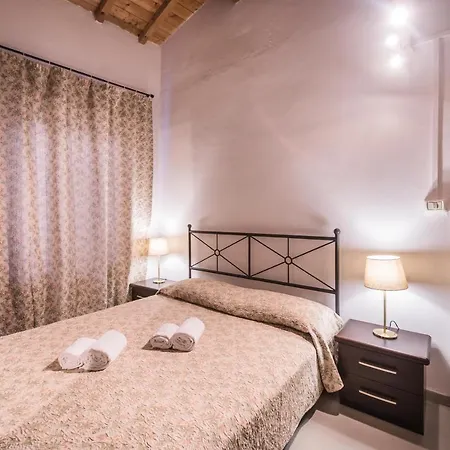 Aparthotel Hello