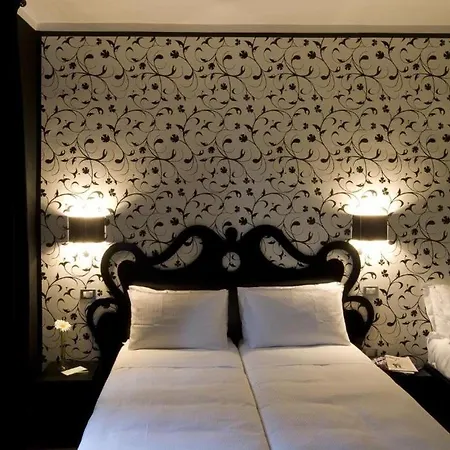 Universo Hotel