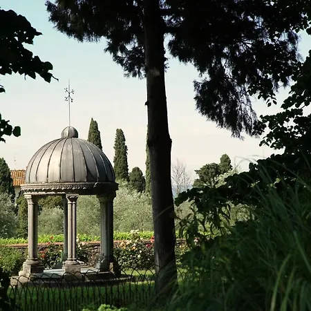 Apartment Penthouse Castello Marignolle Florence