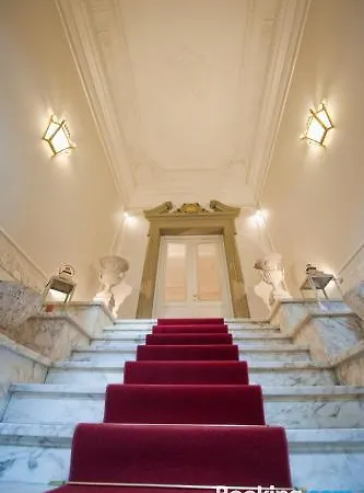 Palazzo Lombardo Bed & Breakfast Florens