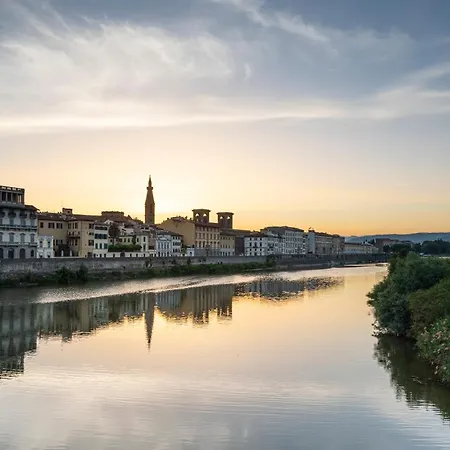 Aqa Palace Florenz