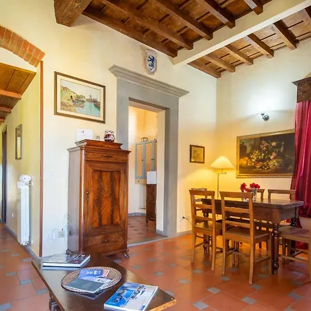 Apartment Oltrarno