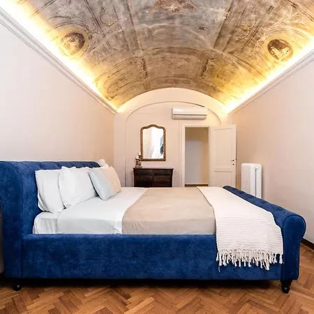 Historic Center! Charming Traditional Florentine Building - Ac,wifi - By Likehomeflorence Apartment Florence