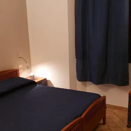 Au Jardin De Apartment
