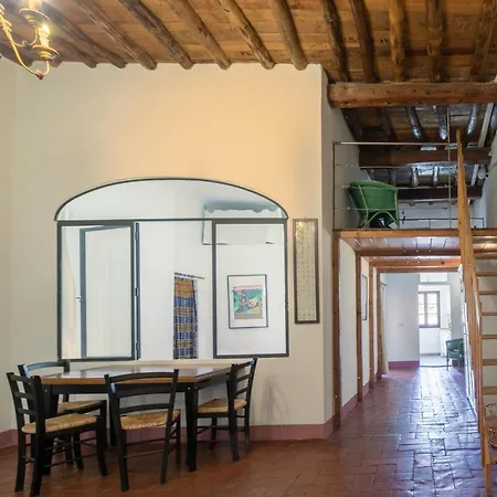 Oltrarno Loft * Florence