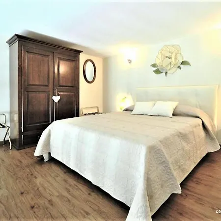 Apartment Charming Cavour Heart Of Florence