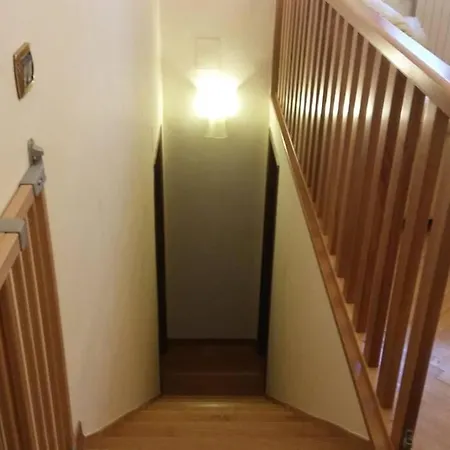 Charming Family With Private Garage Apartamento Florencia
