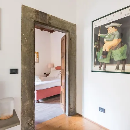 Appartement Refined Flat With Private Loggia In San Frediano Florence