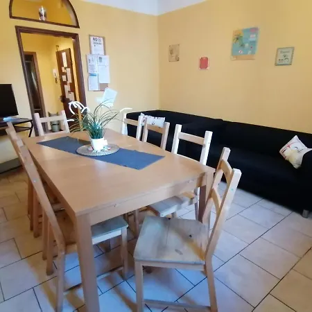 Sant'antonino Apartment *